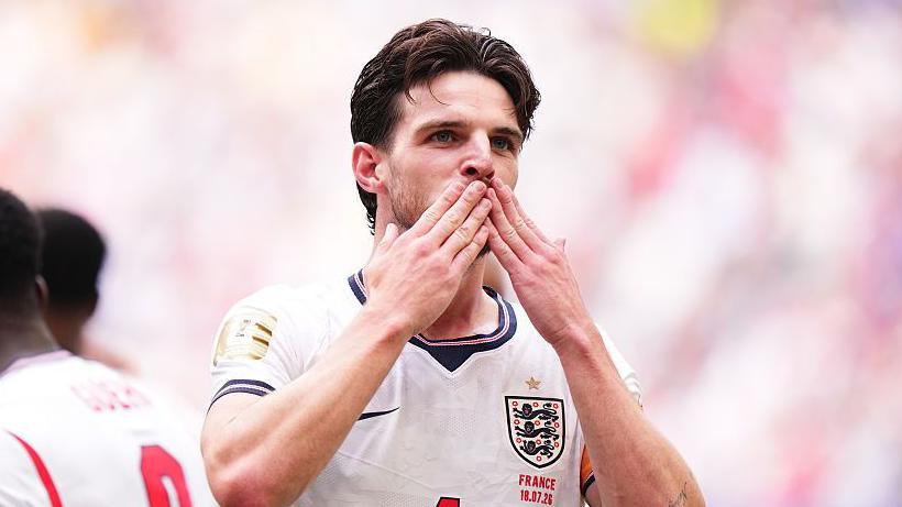 2026年世界杯:赖斯称英格兰队是很长时间以来的最佳阵容
