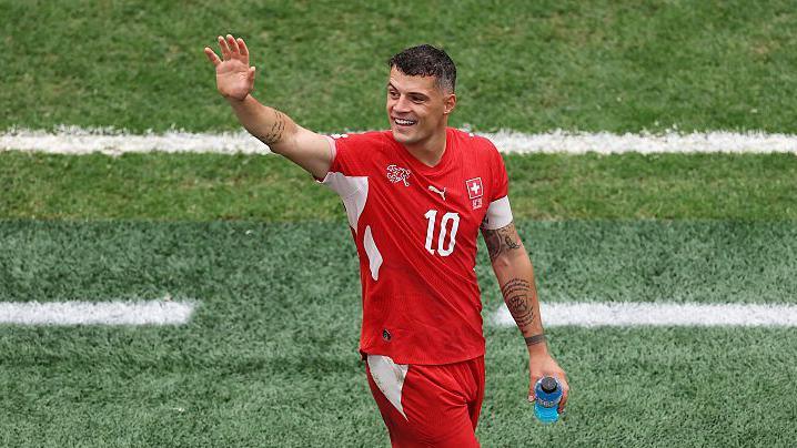 2026年世界杯:格拉尼特·扎卡的复兴之路与瑞士追寻历史